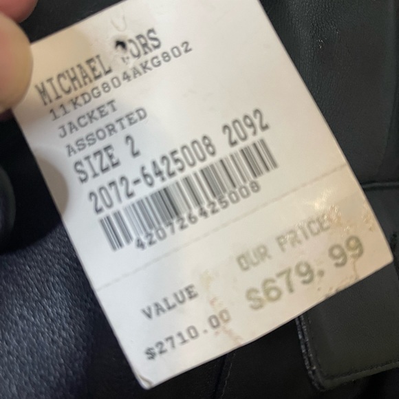 Michael Kors Italian Leather Crop Jacket ( Pre-loved ) - Picture 3 of 8